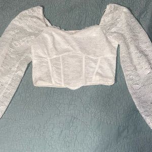 Super cute cropped shirt!